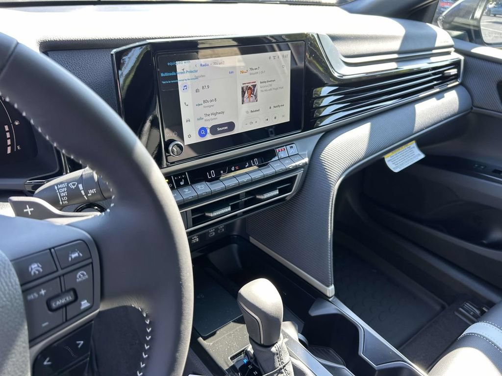 New 2026 Toyota Camry Hybrid FWD image 20