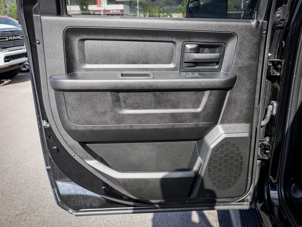 Used 2022 RAM 3500 Tradesman AWD/4WD image 32