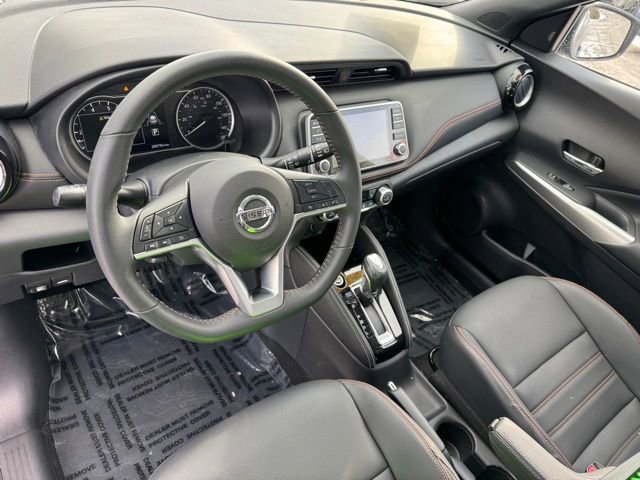 Used 2020 Nissan Kicks SR w/ SR Premium Package image 15