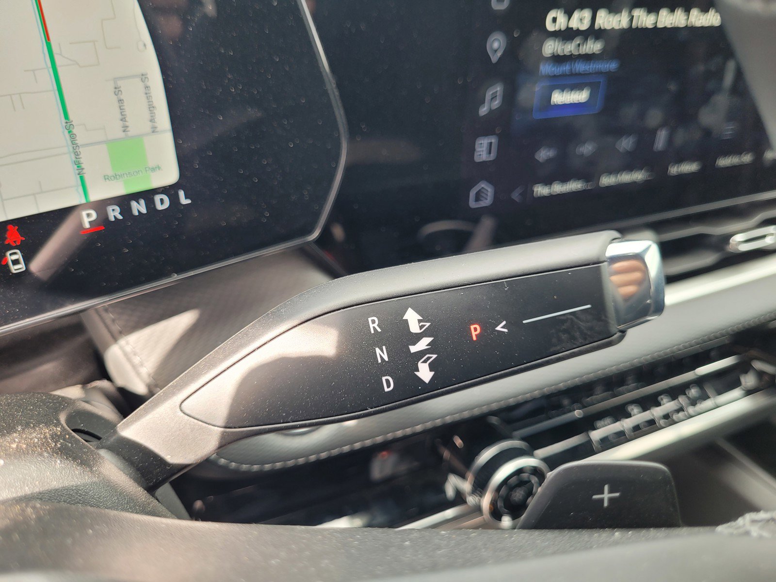 Used 2025 Chevrolet Equinox LT image 21