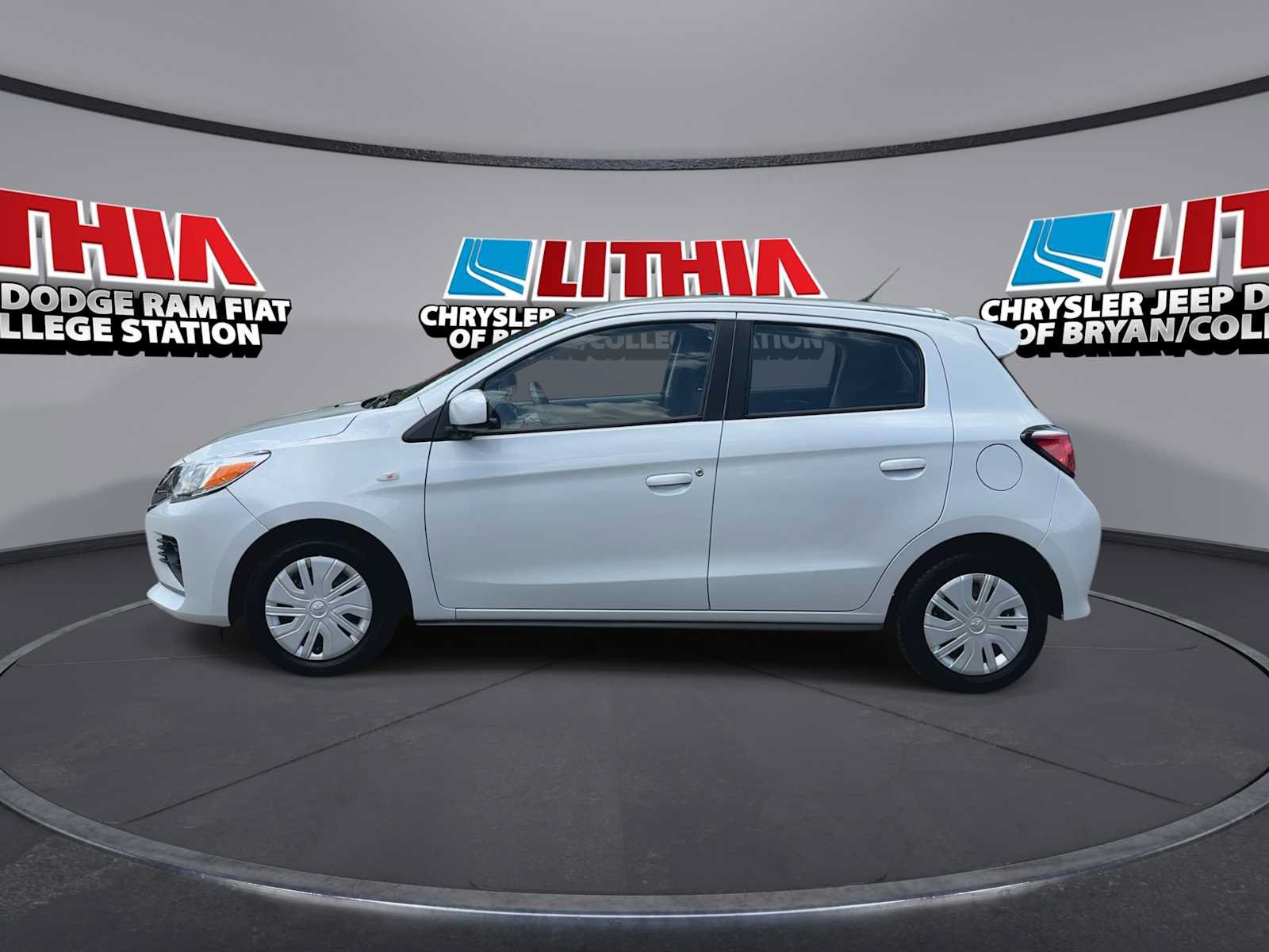 Used 2024 Mitsubishi Mirage ES FWD image 5