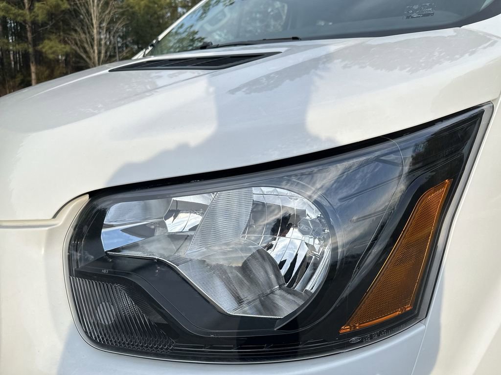 Used 2024 Ford Transit 250 Low Roof w/ Exterior Upgrade Package image 25