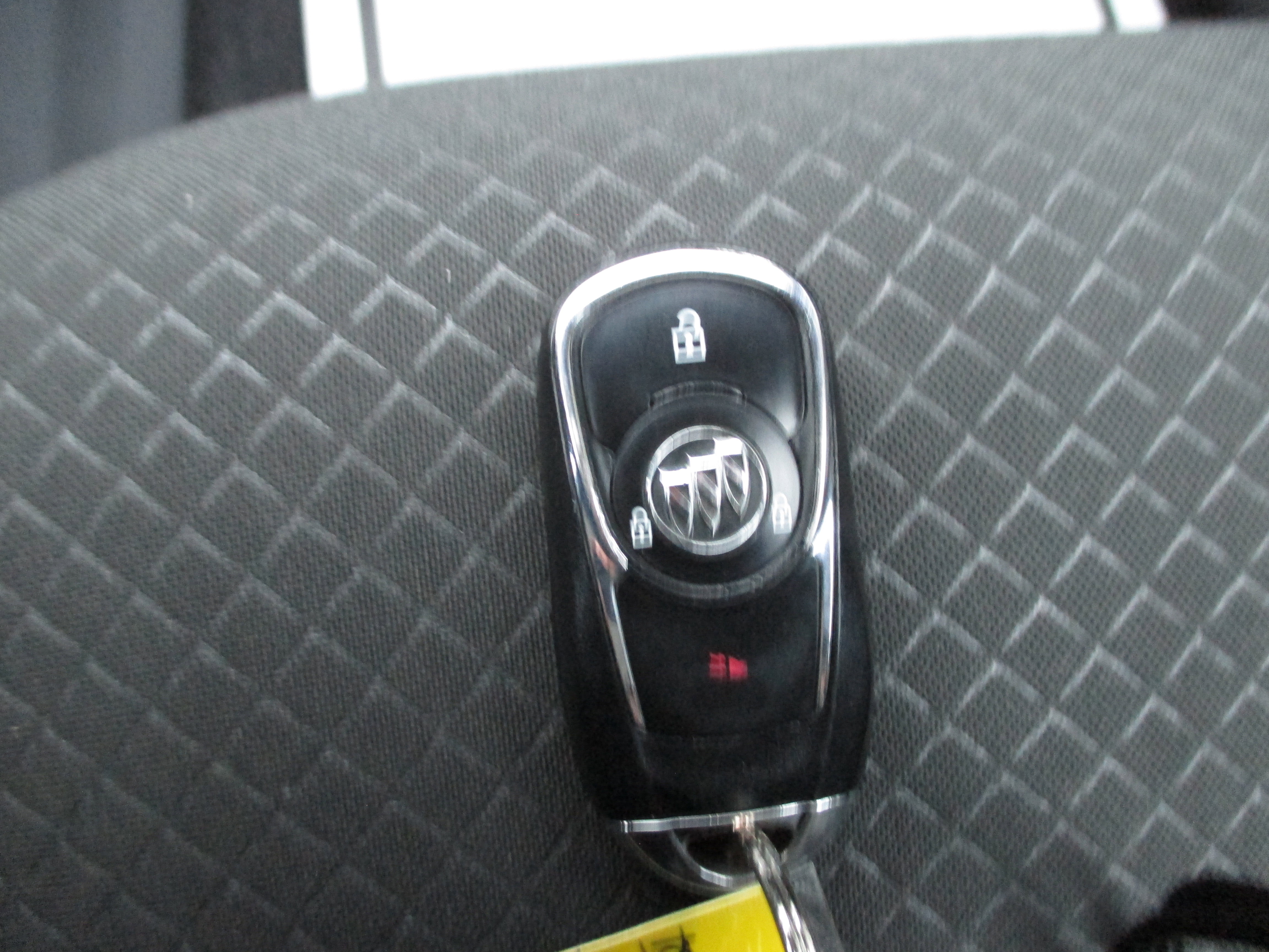 Used 2018 Buick Encore Preferred image 21