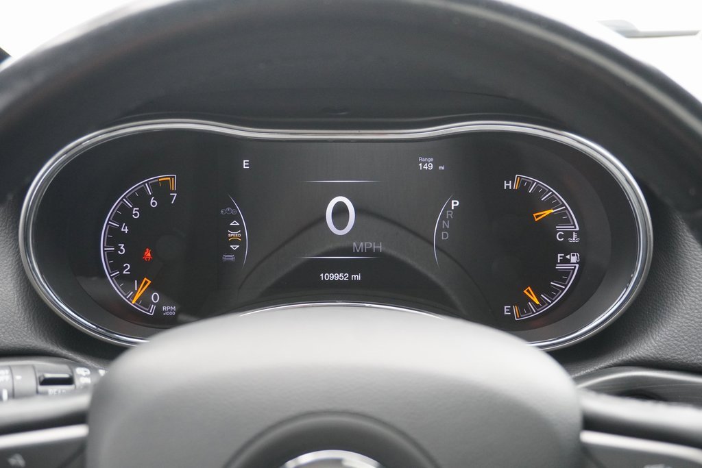 Used 2022 Jeep Grand Cherokee Laredo X image 15