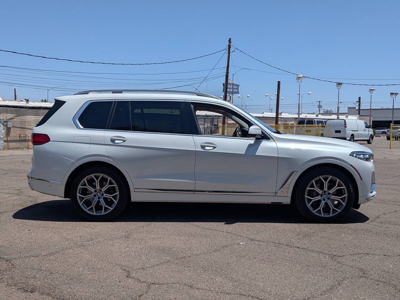 Used 2019 BMW X7 xDrive40i w/ Parking Assistance Package AWD/4WD image 3