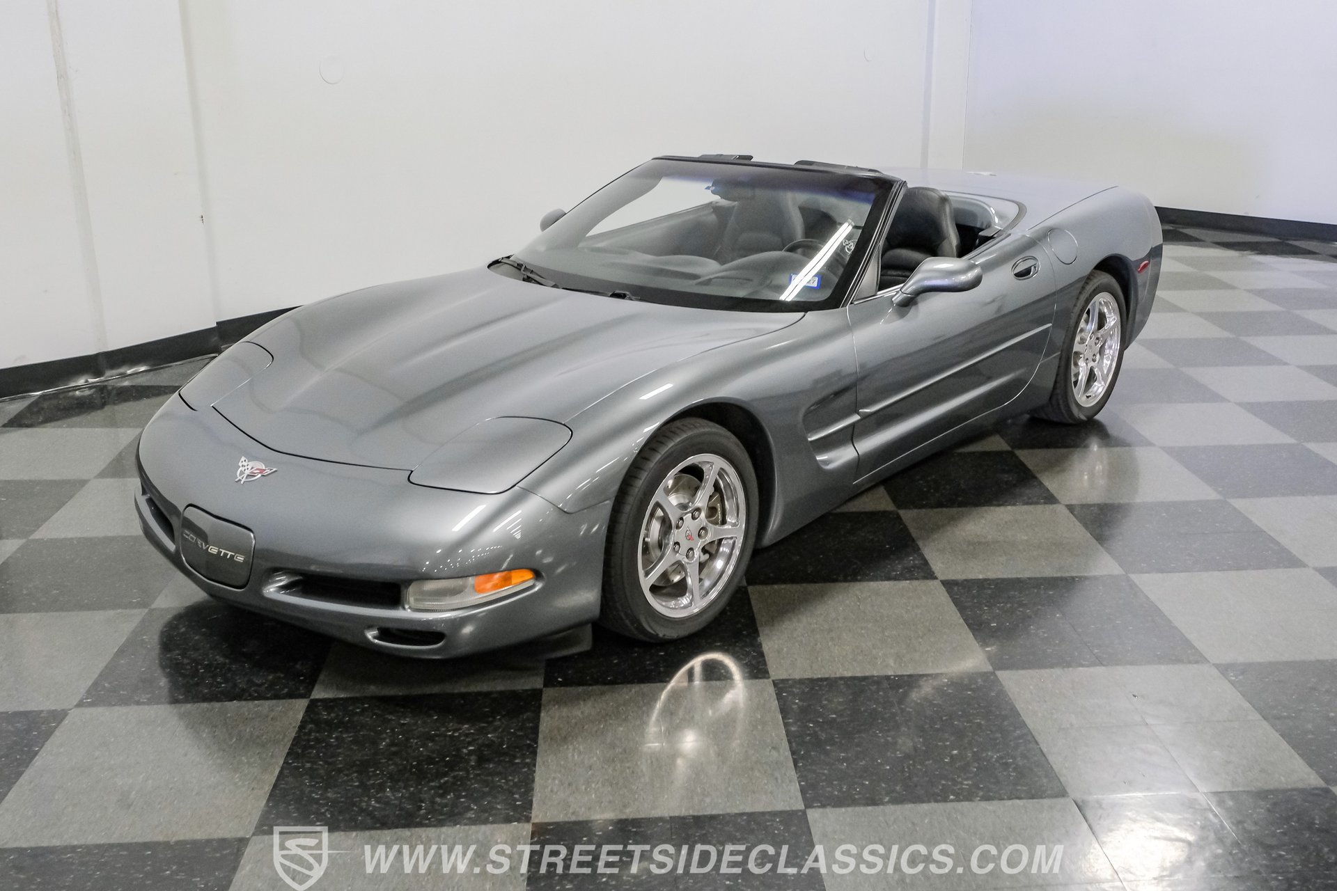 Used 2003 Chevrolet Corvette Convertible w/ Preferred Equipment Group1 RWD image 35