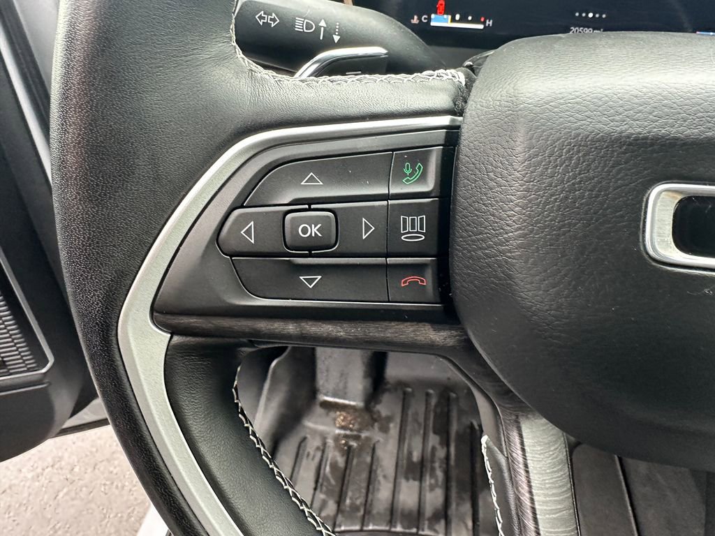 Used 2021 Jeep Grand Cherokee L Limited image 21