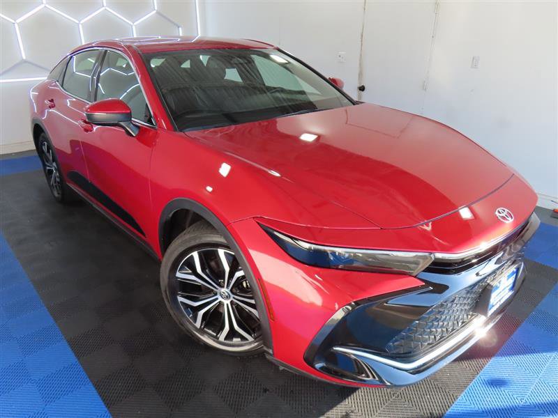 Used 2024 Toyota Crown XLE image 5