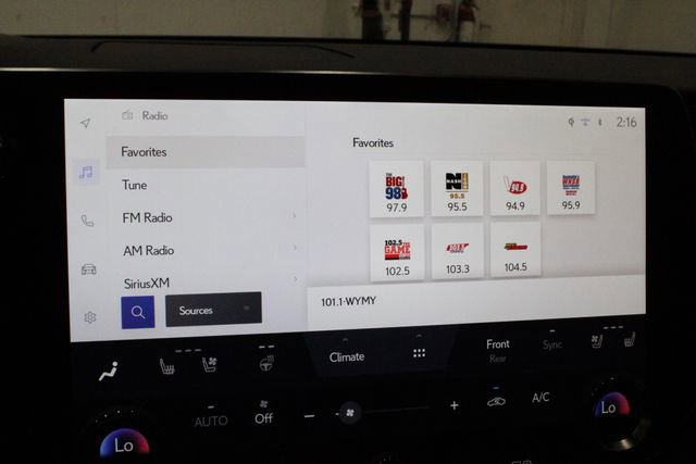 Used 2023 Lexus RX 350 w/ Accessory Package (Z1) image 34