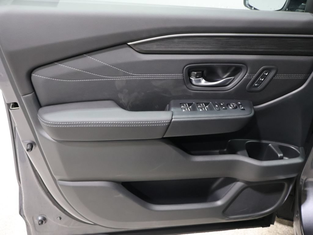 New 2026 Honda Pilot Touring image 8