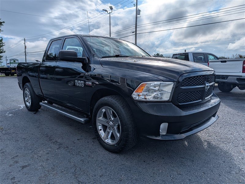 Used 2013 RAM 1500 Express AWD/4WD image 11