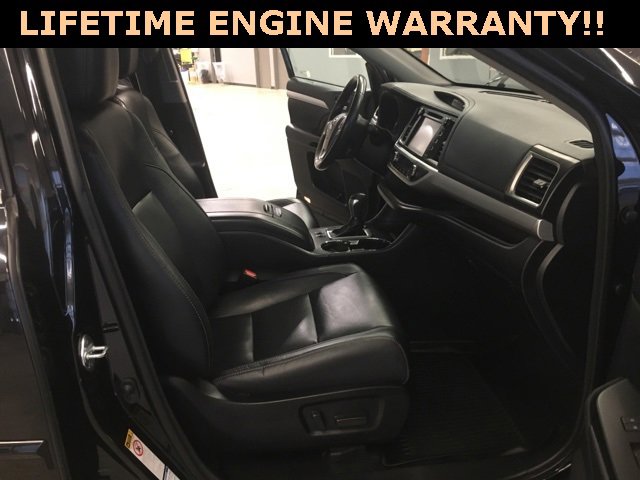 Used 2018 Toyota Highlander XLE image 36