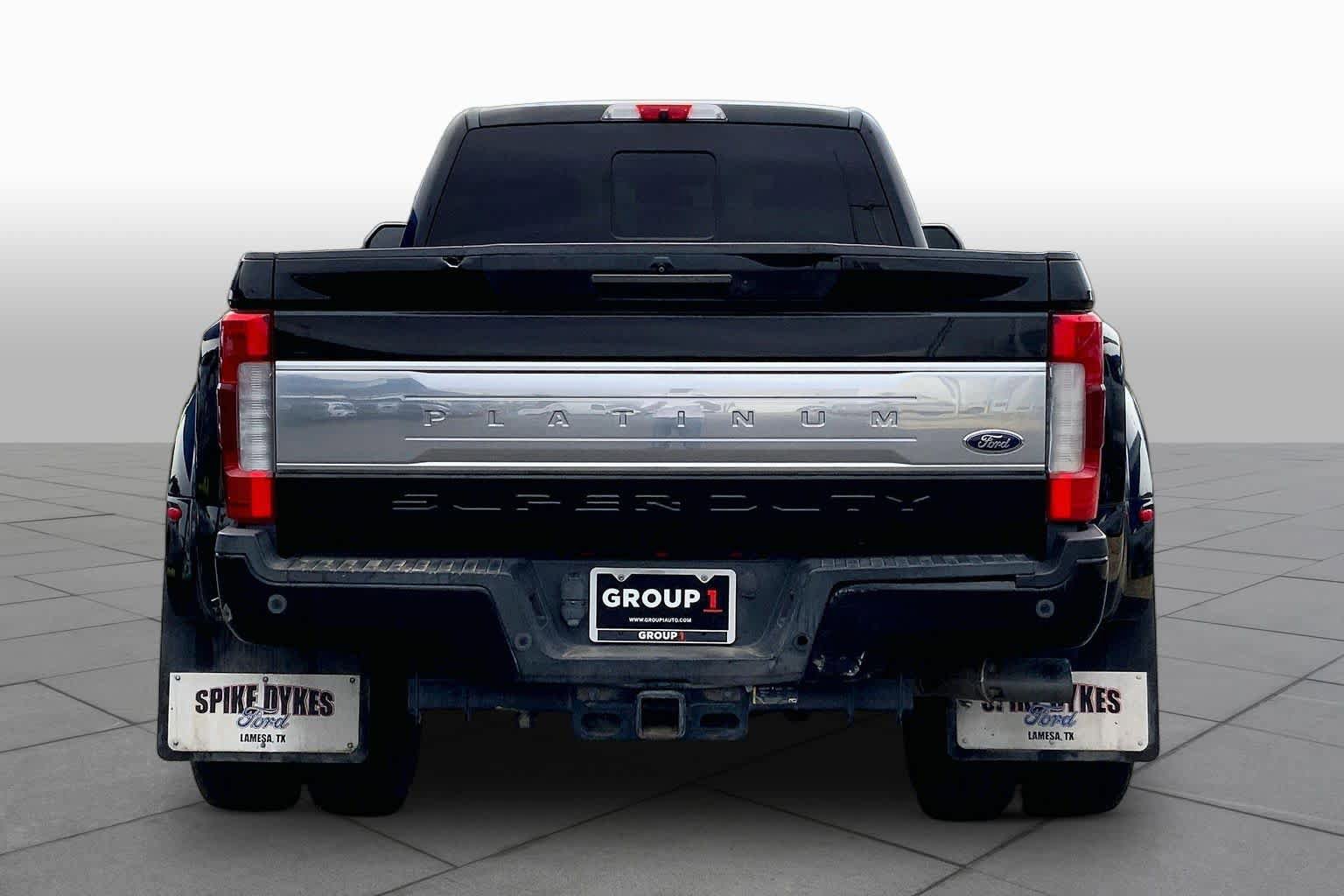 Used 2017 Ford F350 Platinum w/ Platinum Ultimate Package AWD/4WD image 5