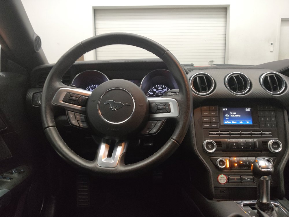 Used 2016 Ford Mustang Coupe RWD image 22