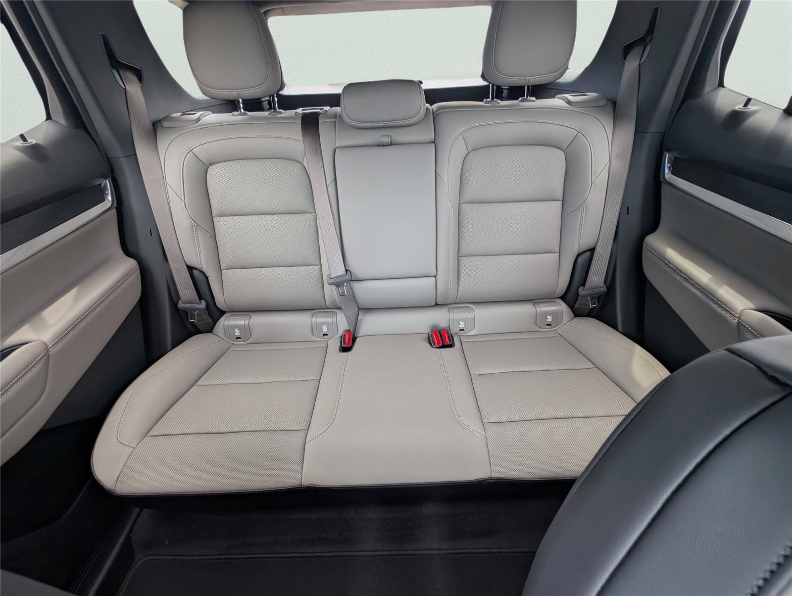 New 2026 GMC Terrain Elevation w/ Elevation Premium Package image 32