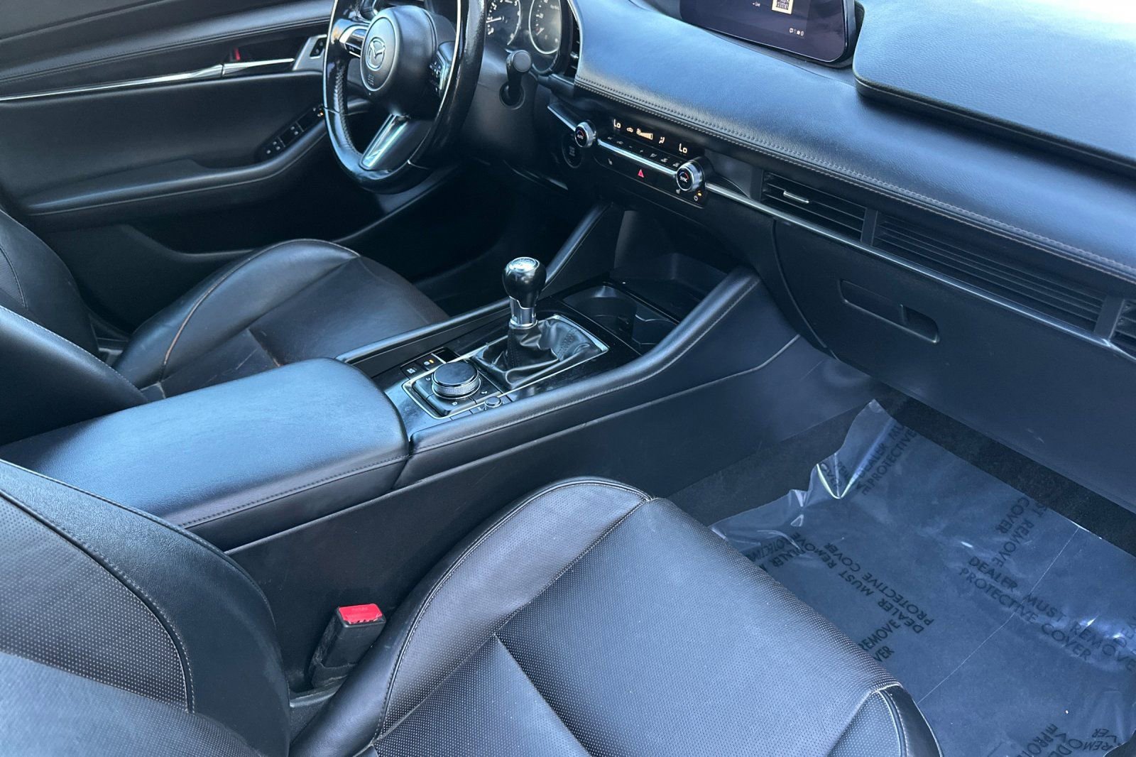 Used 2025 MAZDA MAZDA3 2.5 S Hatchback w/ Premium Pkg image 19