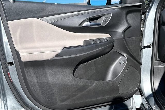 Used 2025 Buick Envista Avenir FWD image 17