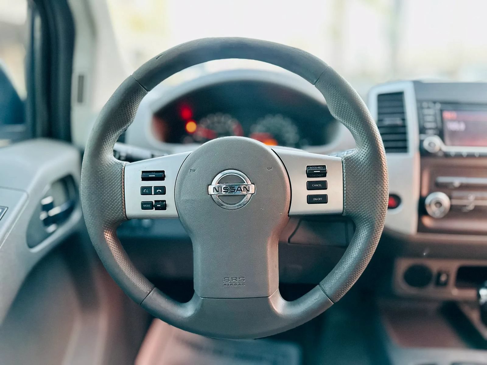 Used 2018 Nissan Frontier SV RWD image 17