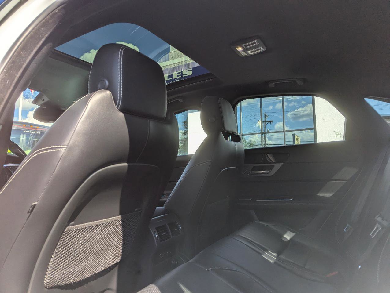 Used 2016 Jaguar XF R-Sport AWD/4WD image 41