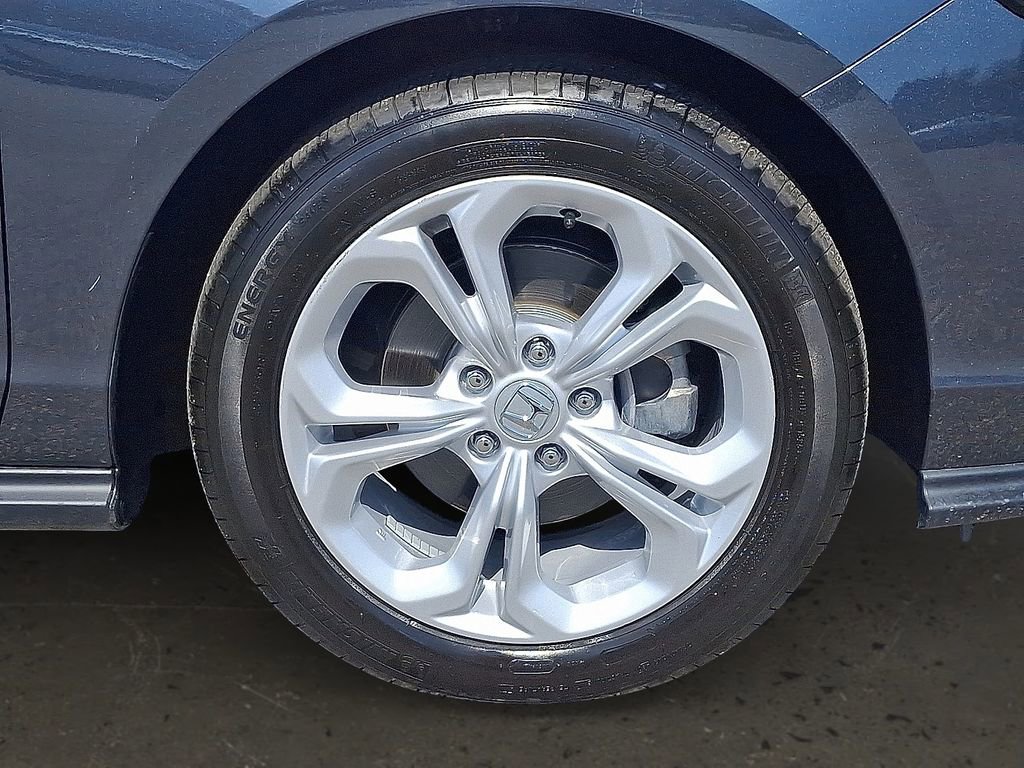 Used 2025 Honda Accord LX image 9