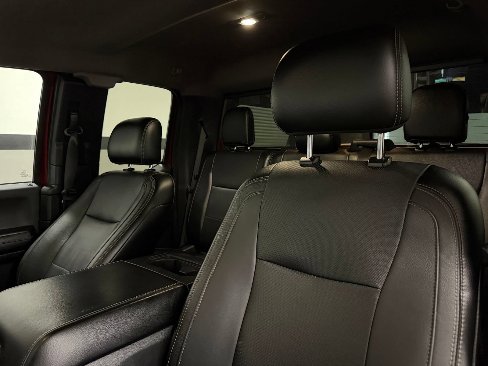 Used 2015 Ford F150 Lariat RWD image 24