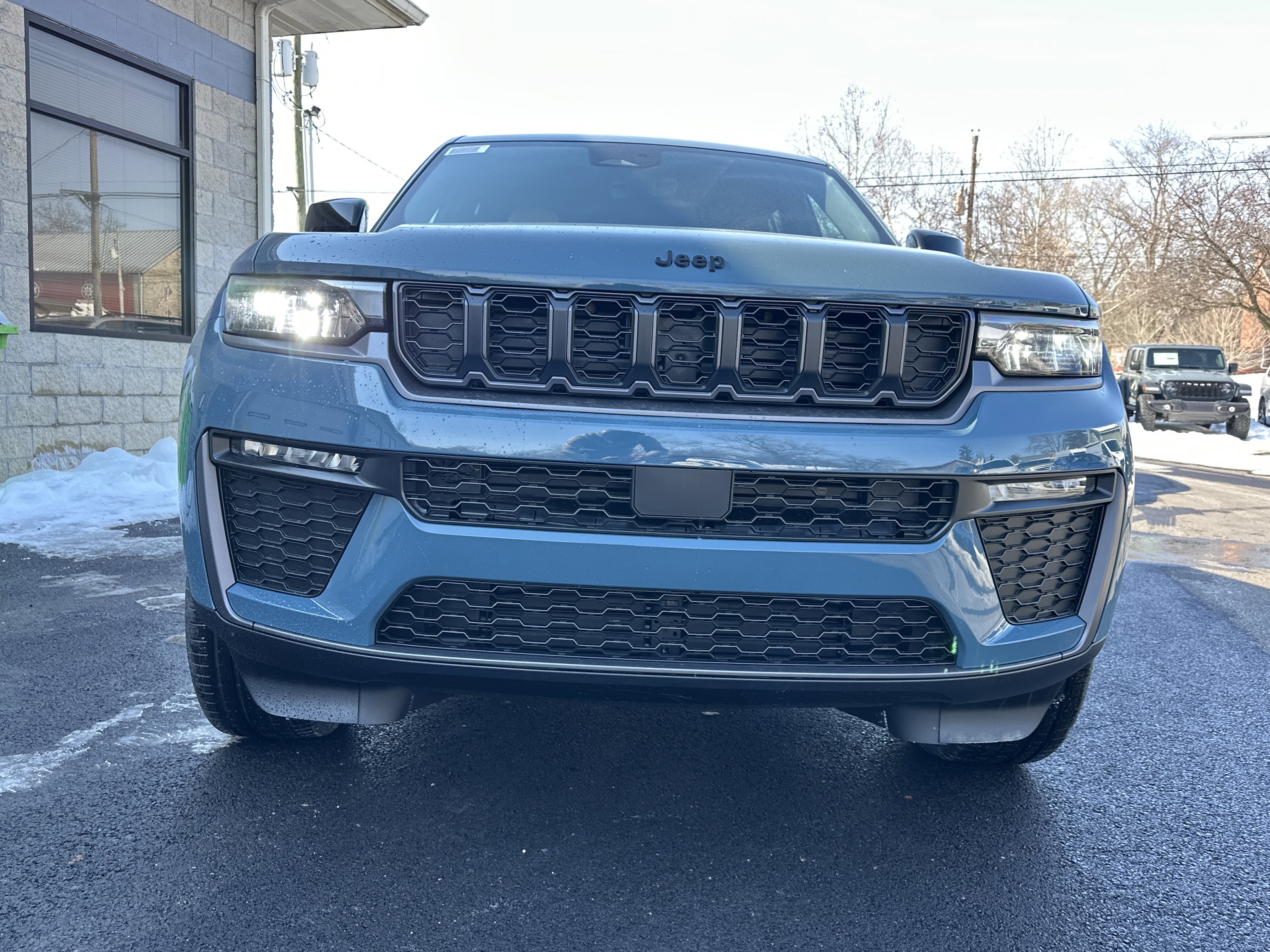 New 2026 Jeep Grand Cherokee Limited w/ Limited Altitude Package image 22