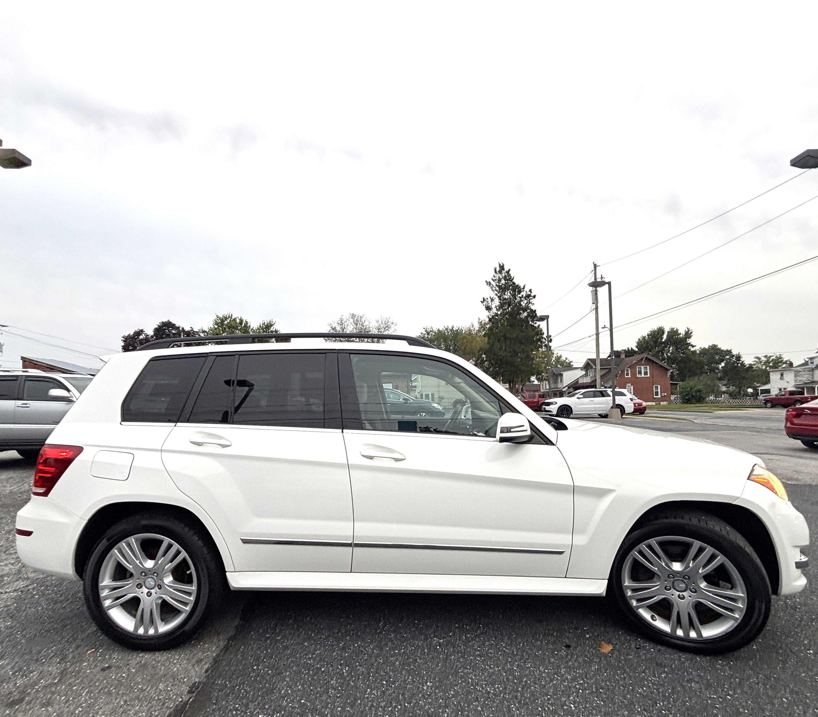 Used 2014 Mercedes-Benz GLK 350 4MATIC image 6