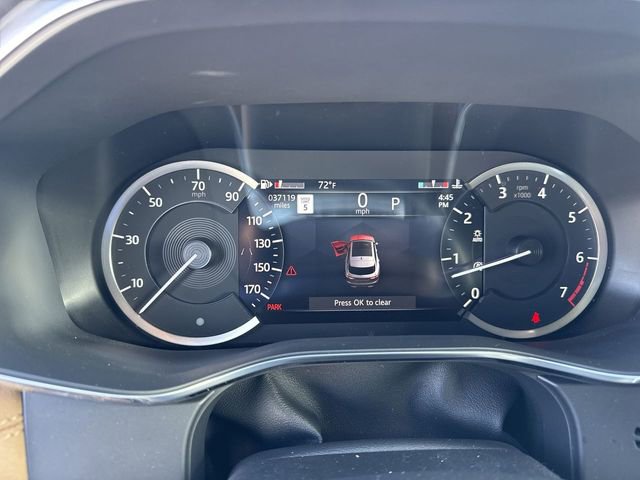 Used 2023 Jaguar F-PACE S image 15