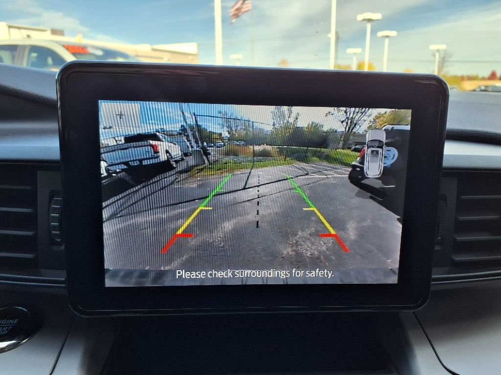 Certified 2023 Ford Explorer XLT w/ Class IV Trailer Tow Package image 22