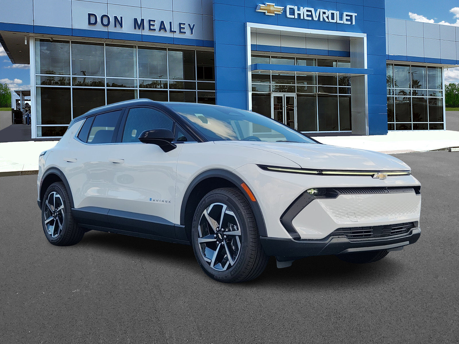 New 2026 Chevrolet Equinox EV LT image 1