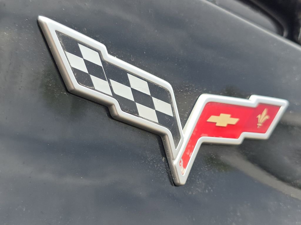 Used 2007 Chevrolet Corvette Coupe image 12