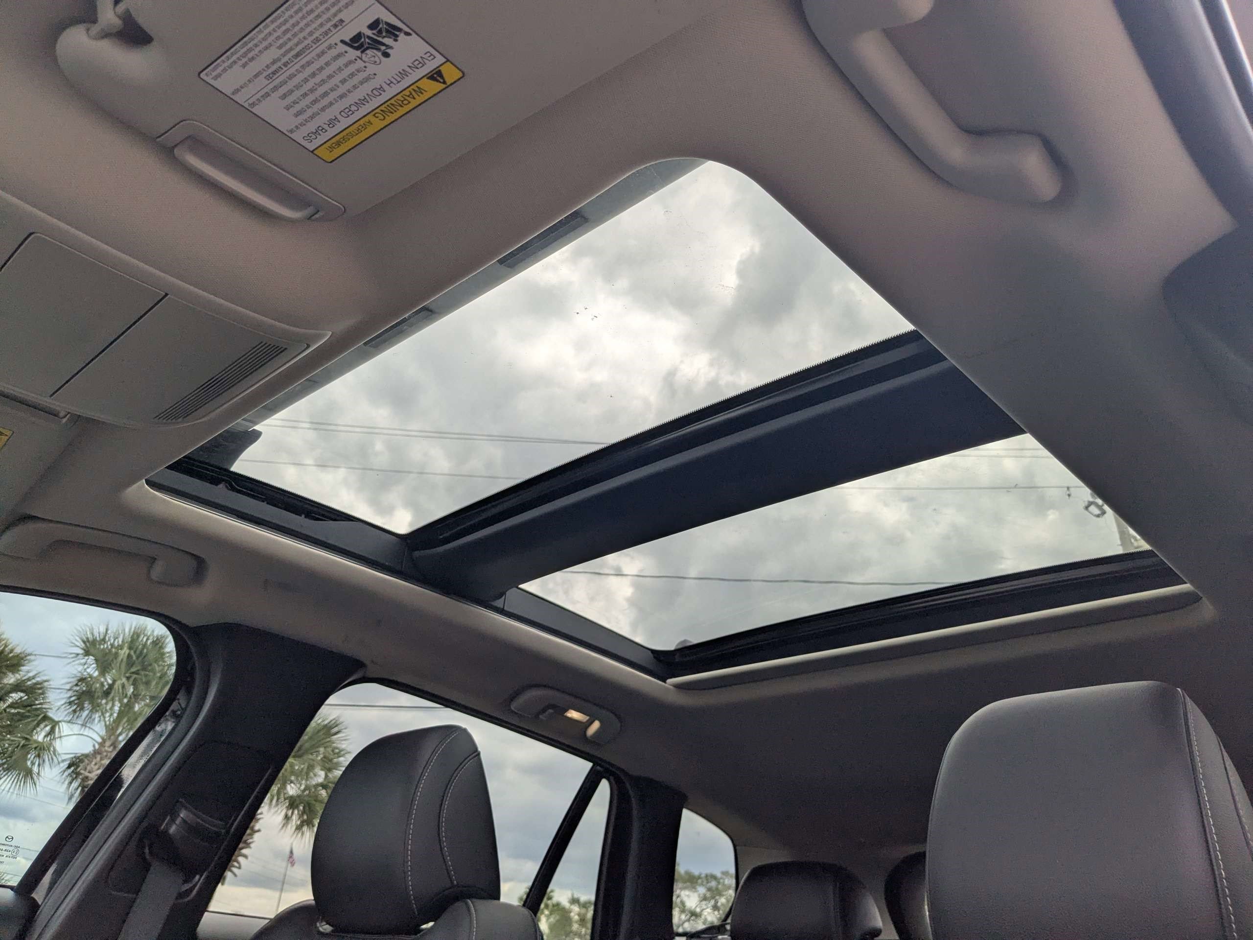 Used 2025 MAZDA CX-50 AWD 2.5 S w/ Premium Package image 22