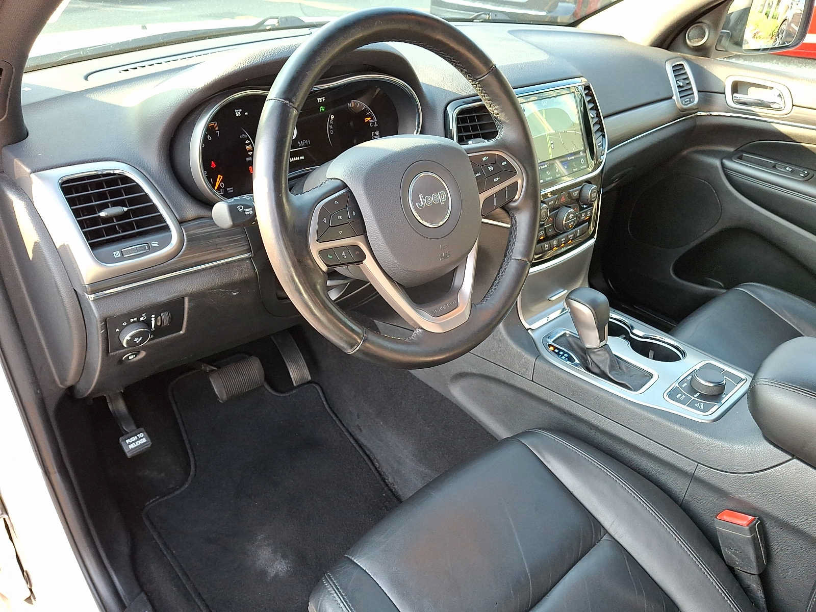 Used 2020 Jeep Grand Cherokee Limited AWD/4WD image 10