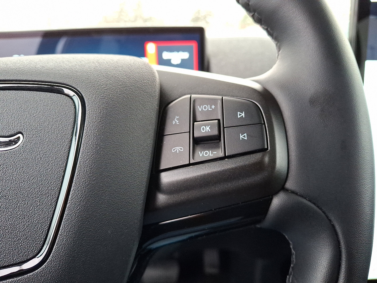 Used 2025 Ford Mustang Mach-E Premium image 23