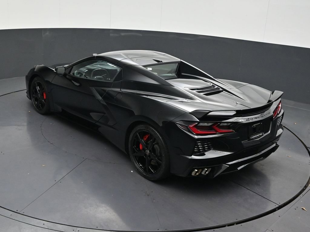 Used 2021 Chevrolet Corvette Stingray Premium Conv w/ Z51 Performance Package RWD image 16