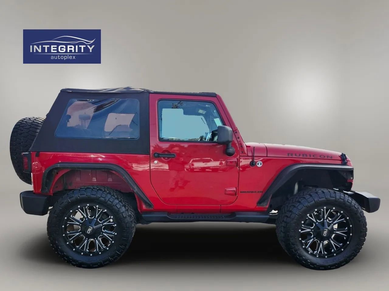 Used 2014 Jeep Wrangler Rubicon w/ Power Convenience Group image 2