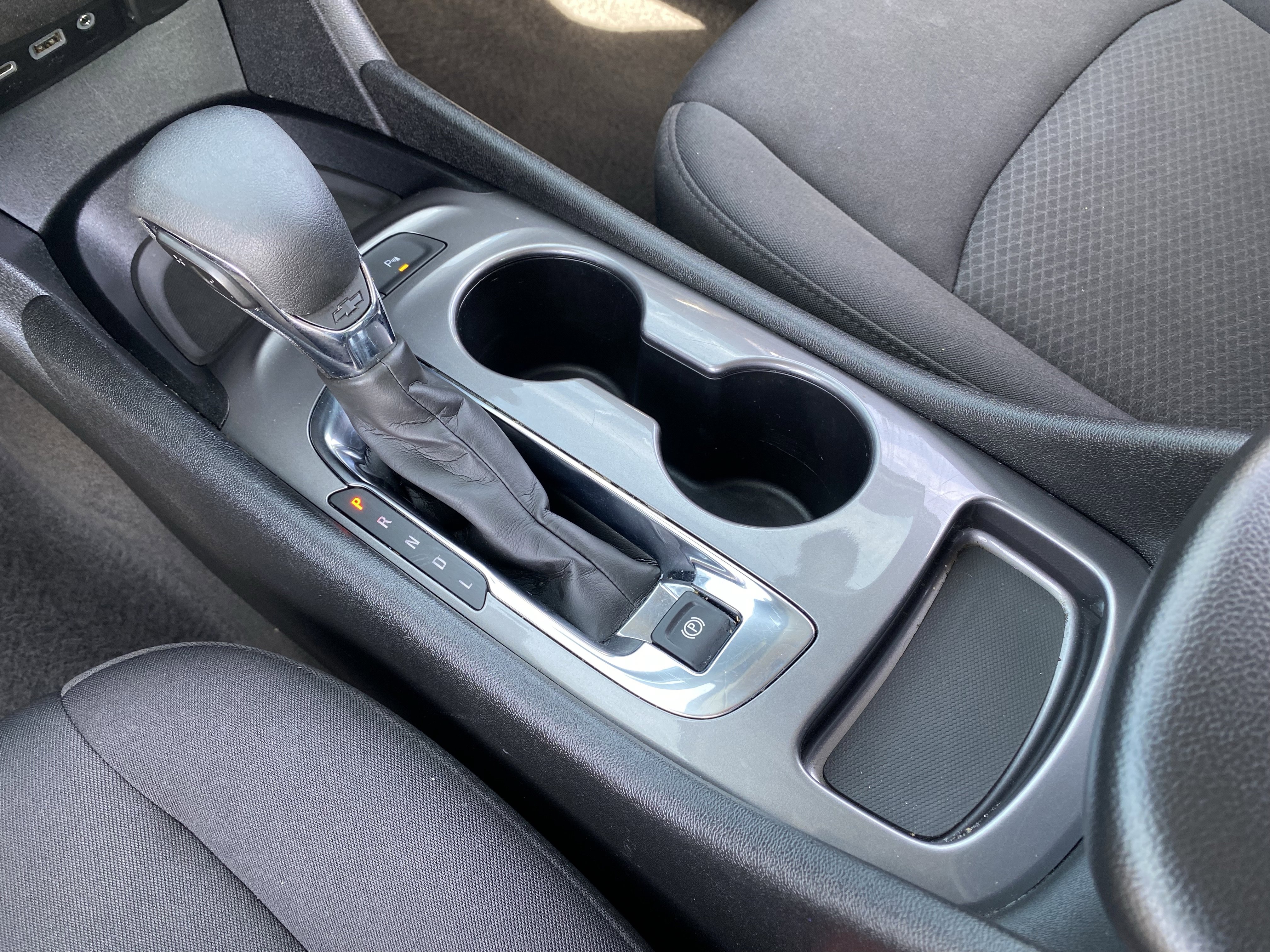 Used 2025 Chevrolet Malibu LS image 24