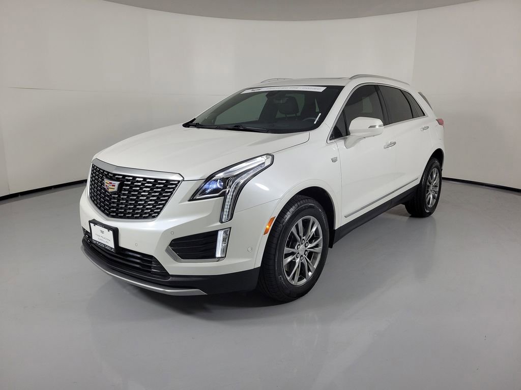 Used 2023 Cadillac XT5 Premium Luxury w/ Technology Package image 2