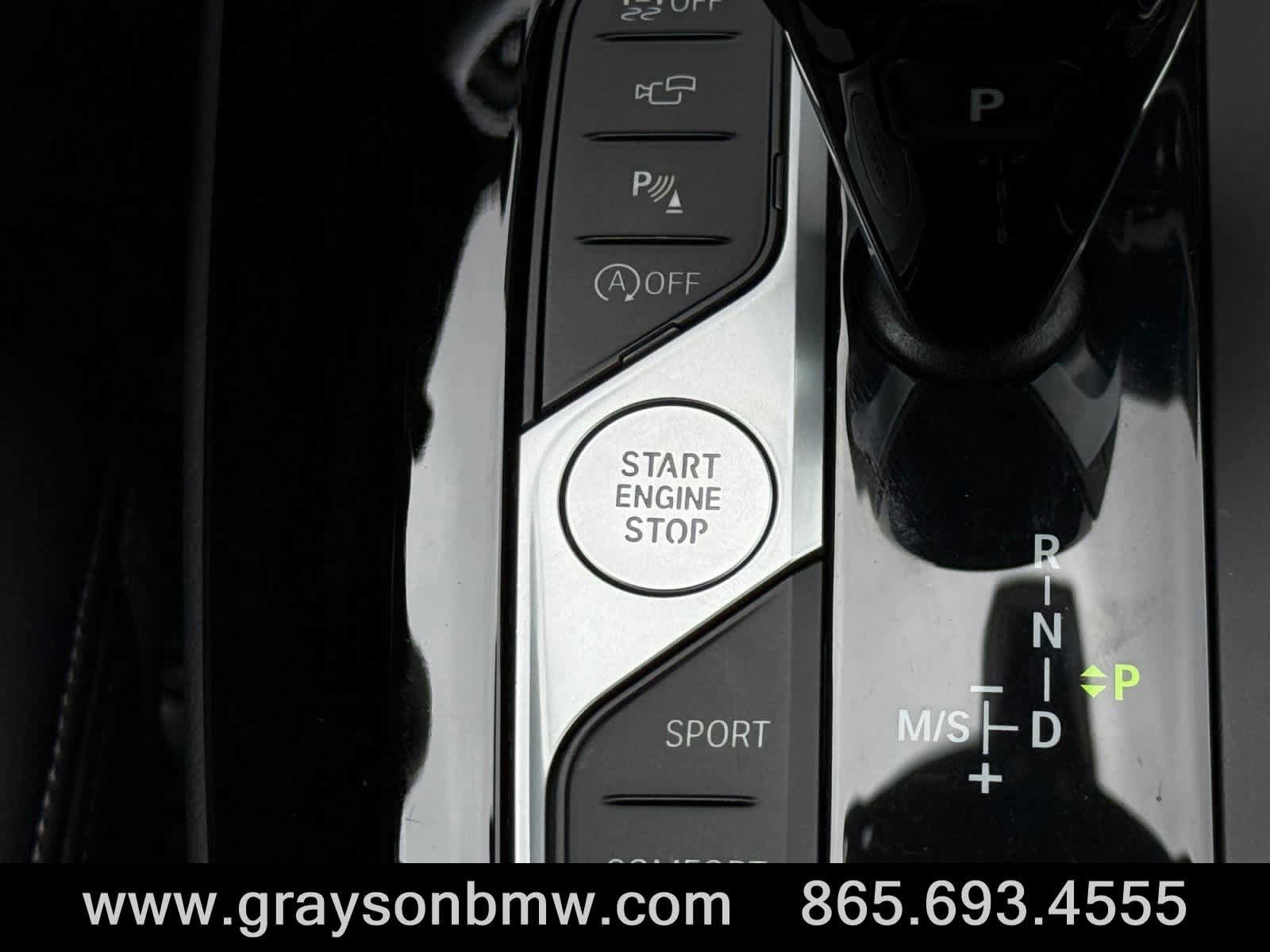 Used 2025 BMW X4 xDrive30i AWD/4WD image 24