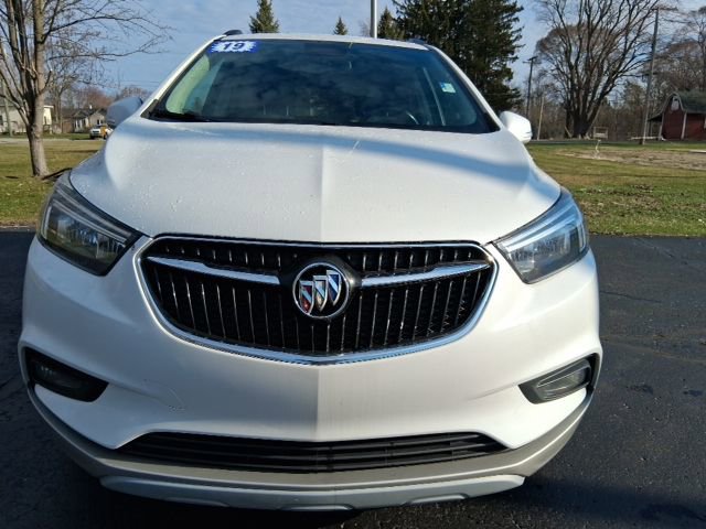 Used 2019 Buick Encore Sport Touring AWD/4WD image 2