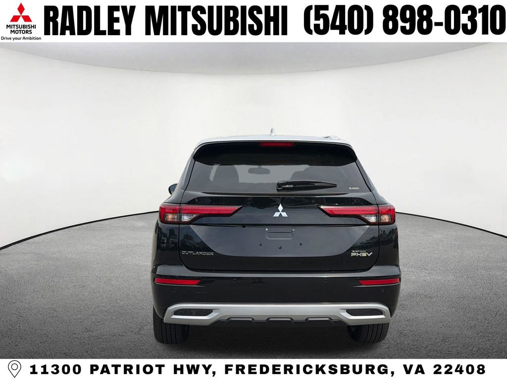 New 2025 Mitsubishi Outlander SEL image 4