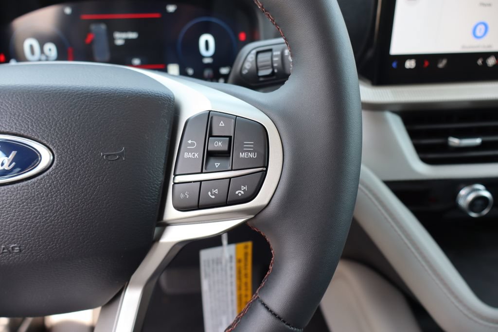 New 2026 Ford Explorer Active AWD/4WD image 26