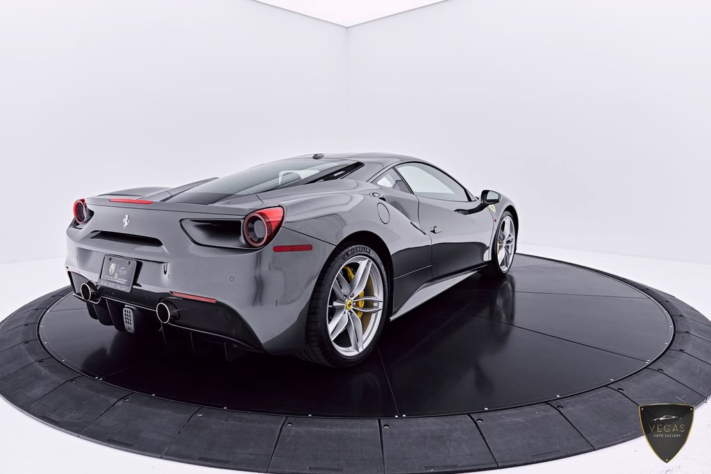 Used 2018 Ferrari 488 GTB RWD image 20