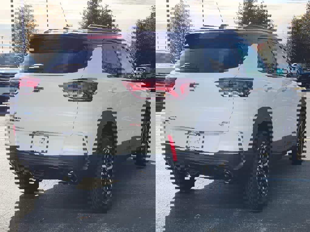Used 2023 Chevrolet TrailBlazer RS w/ Convenience Package image 3