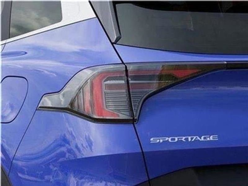 New 2026 Kia Sportage EX w/ EX Panorama Roof Package image 92