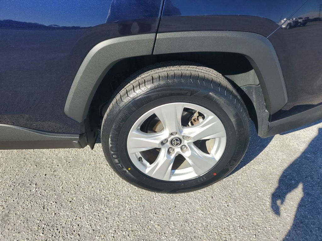 Certified 2021 Toyota RAV4 XLE w/ Convenience Package image 20