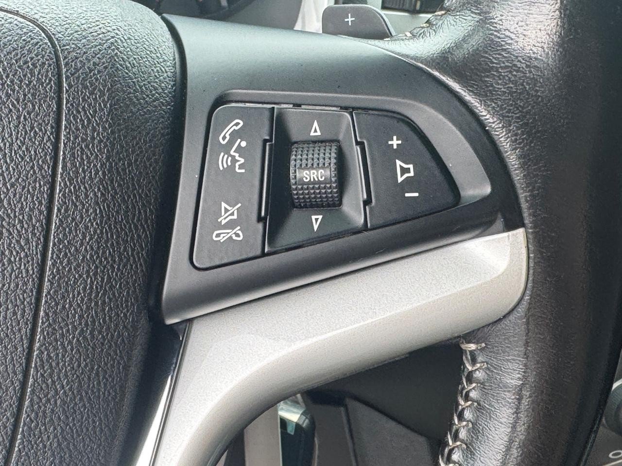 Used 2015 Chevrolet Camaro LT RWD image 20