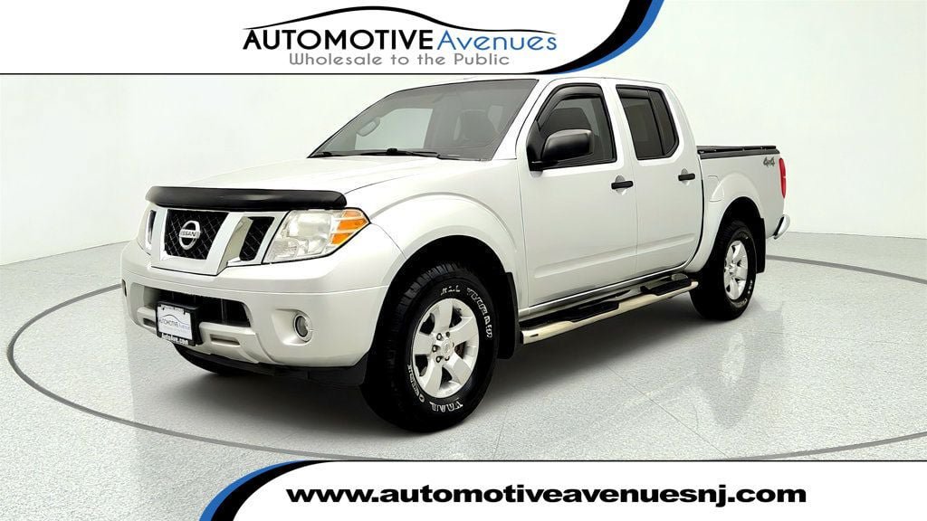 Used 2013 Nissan Frontier SV w/ SV Value Truck Pkg AWD/4WD image 1
