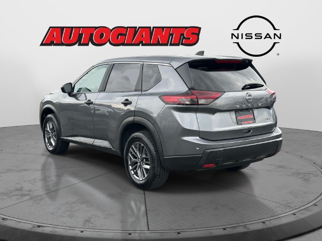 Used 2024 Nissan Rogue S AWD/4WD image 6