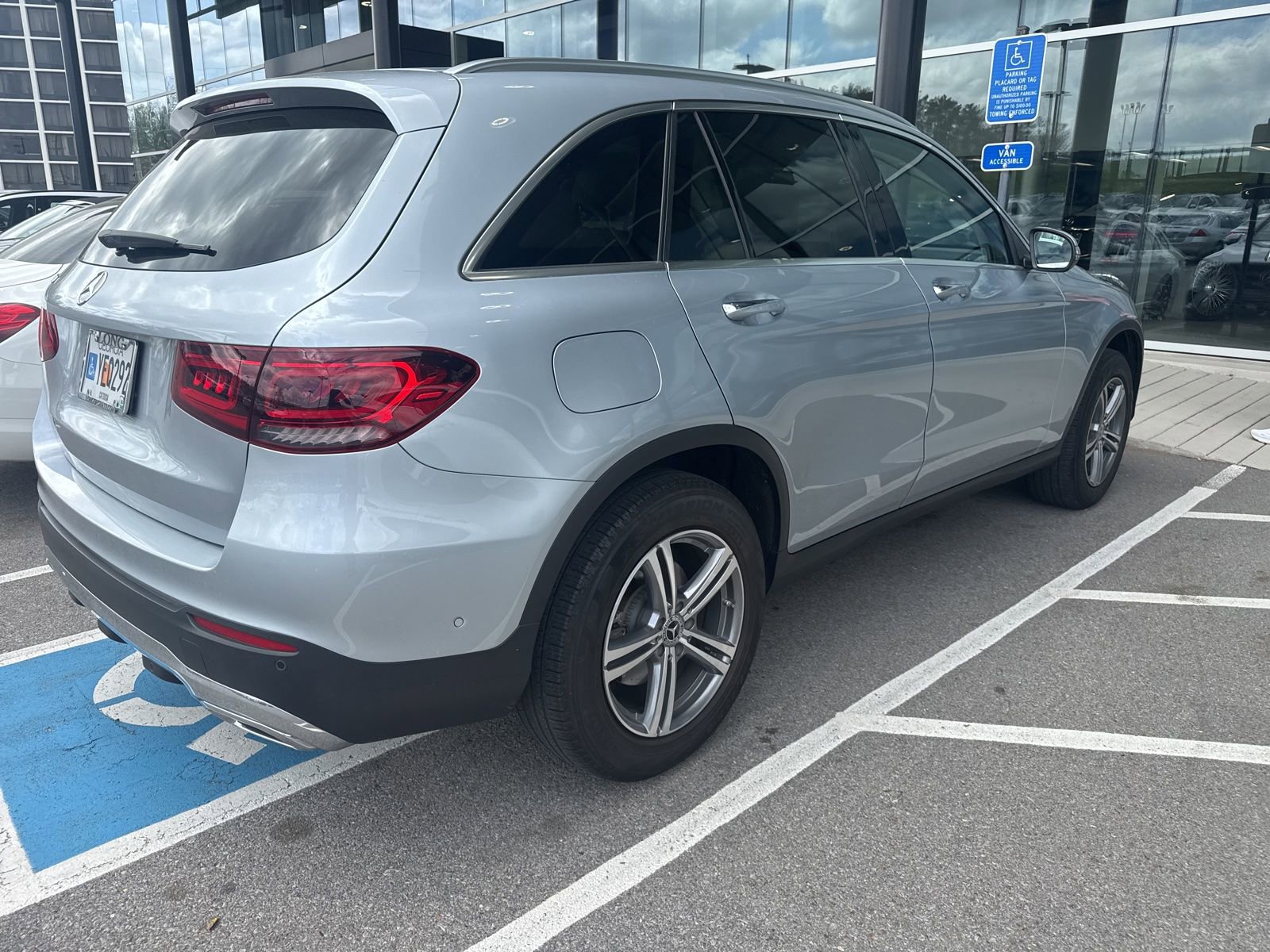 Certified 2022 Mercedes-Benz GLC 300 image 3